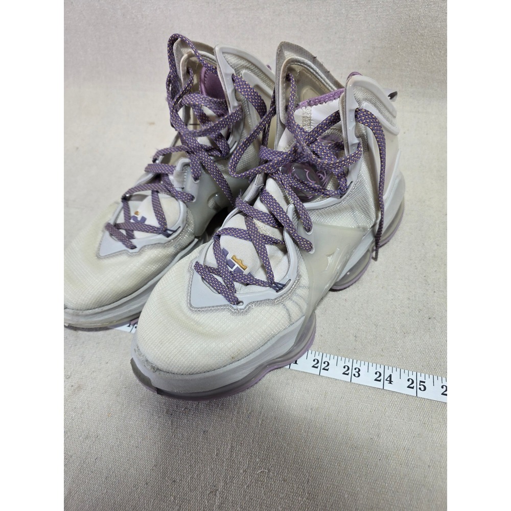 Nike LeBron 19 Low Pearl White Lilac CZ0203-004 Mens 11.5 Basketball Shoes - Picture 2 of 7
